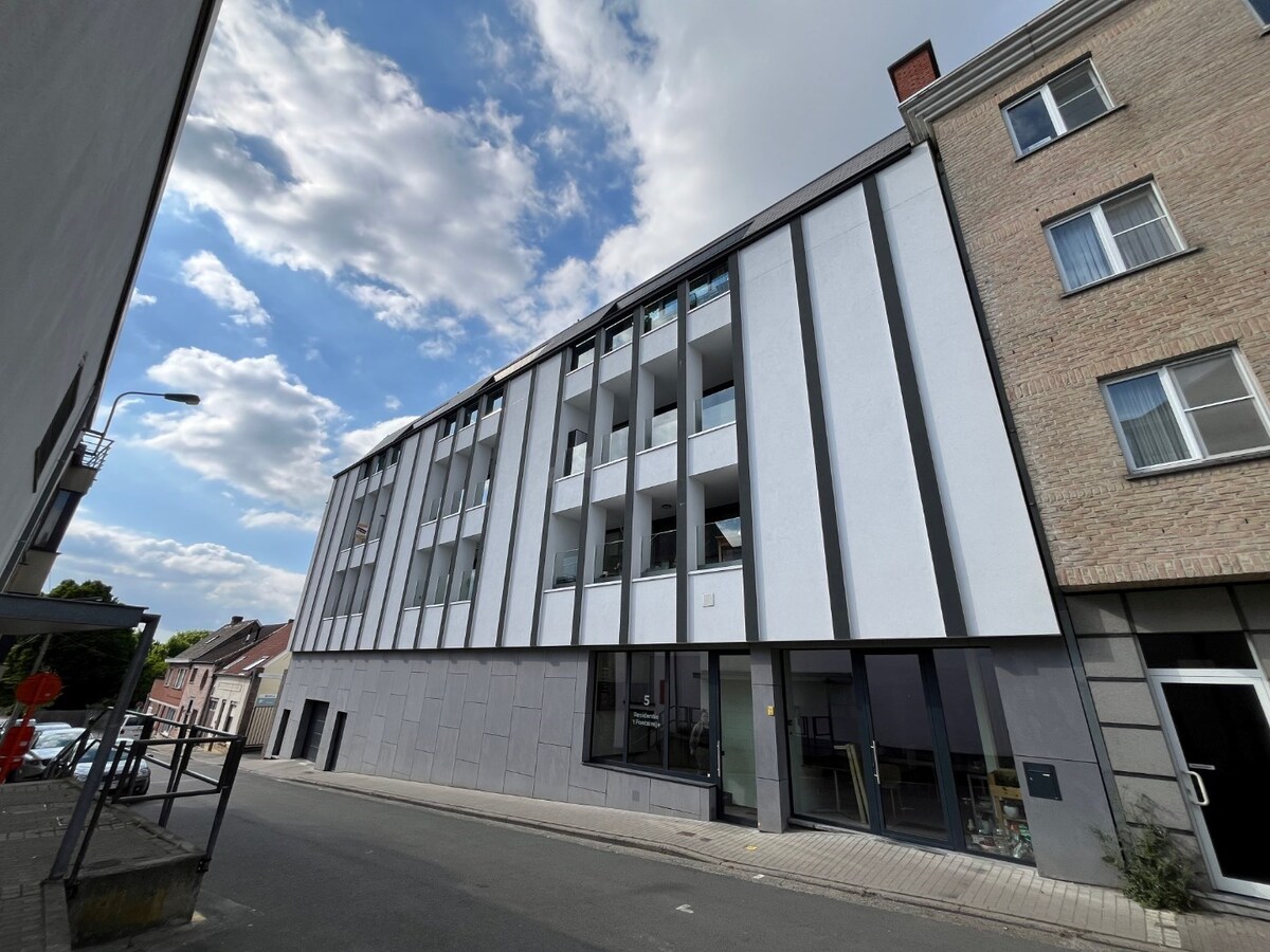 Hoogwaardig dakappartement met terras. 