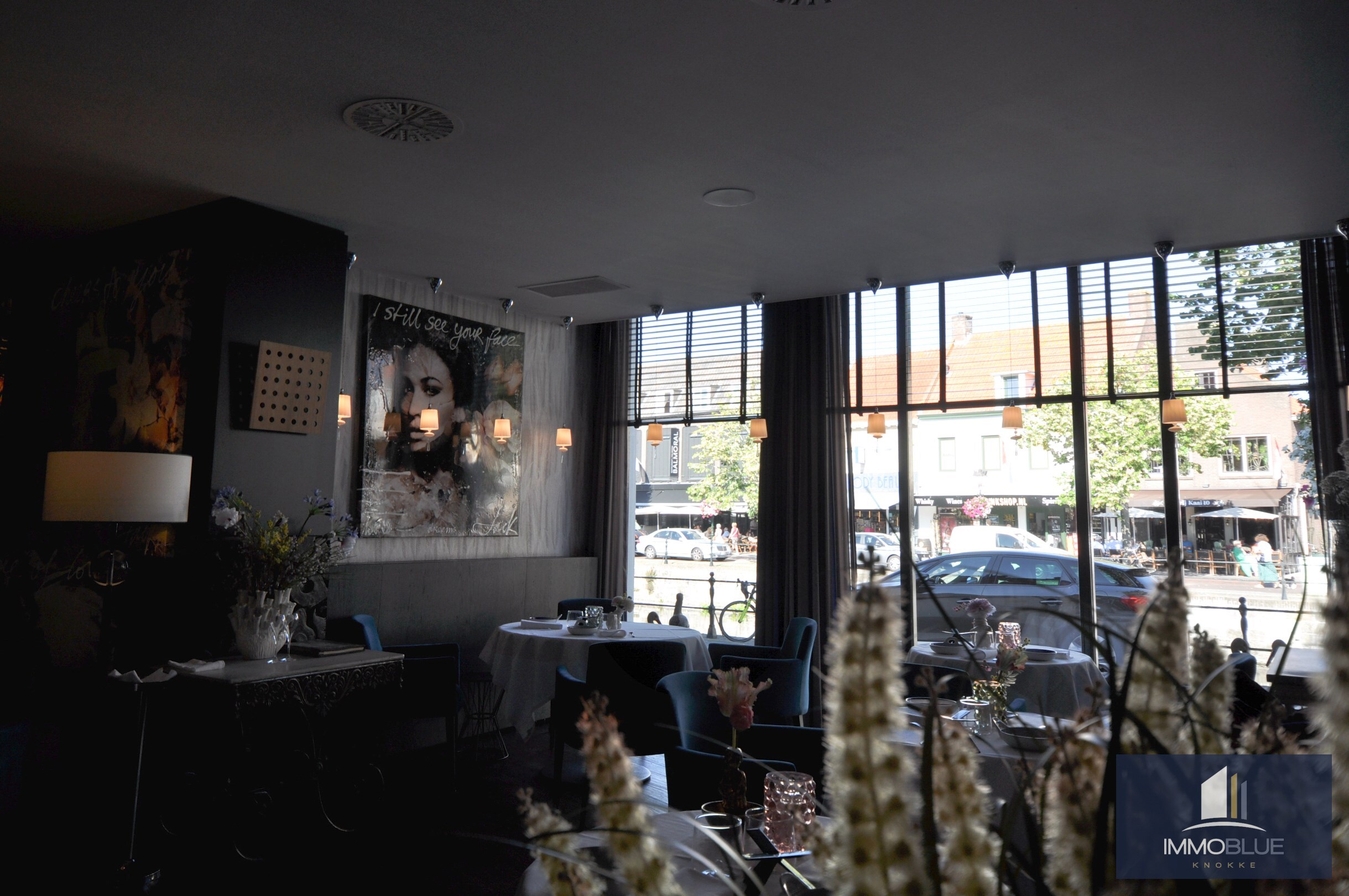 Propriété unique : Magnifique résidence/commerce situé(e) dans un emplacement d'exception au centre de Sluis. 