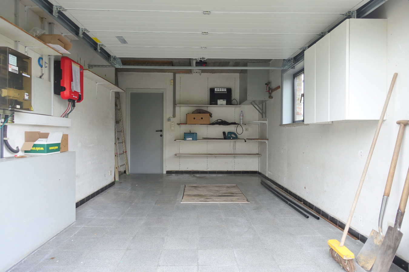 Instapklare woning met tuin en zonnig terras 