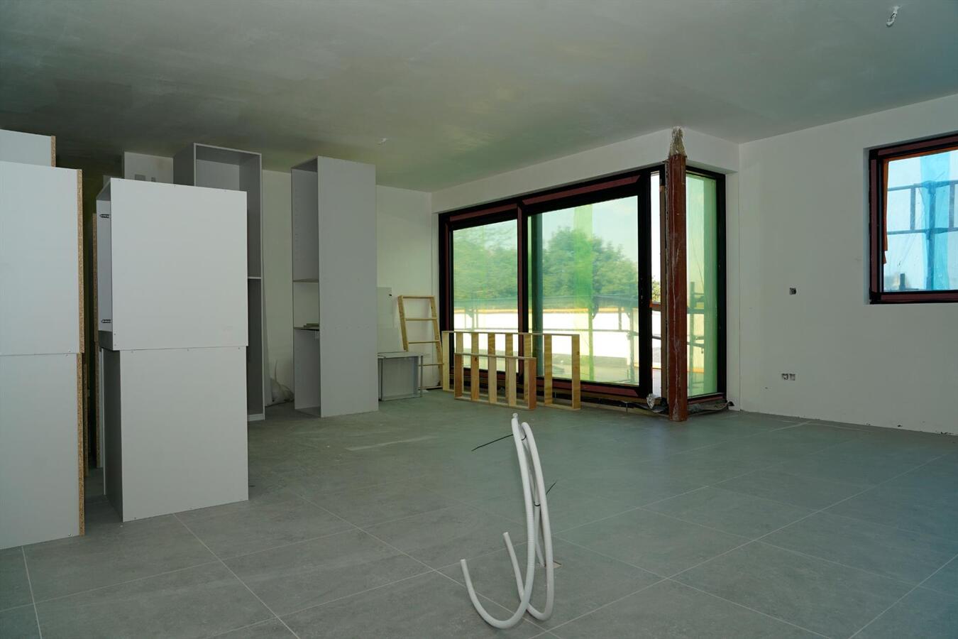 TE HUUR: Nieuwbouwproject: 5 app. boven apotheek “Bellen” 