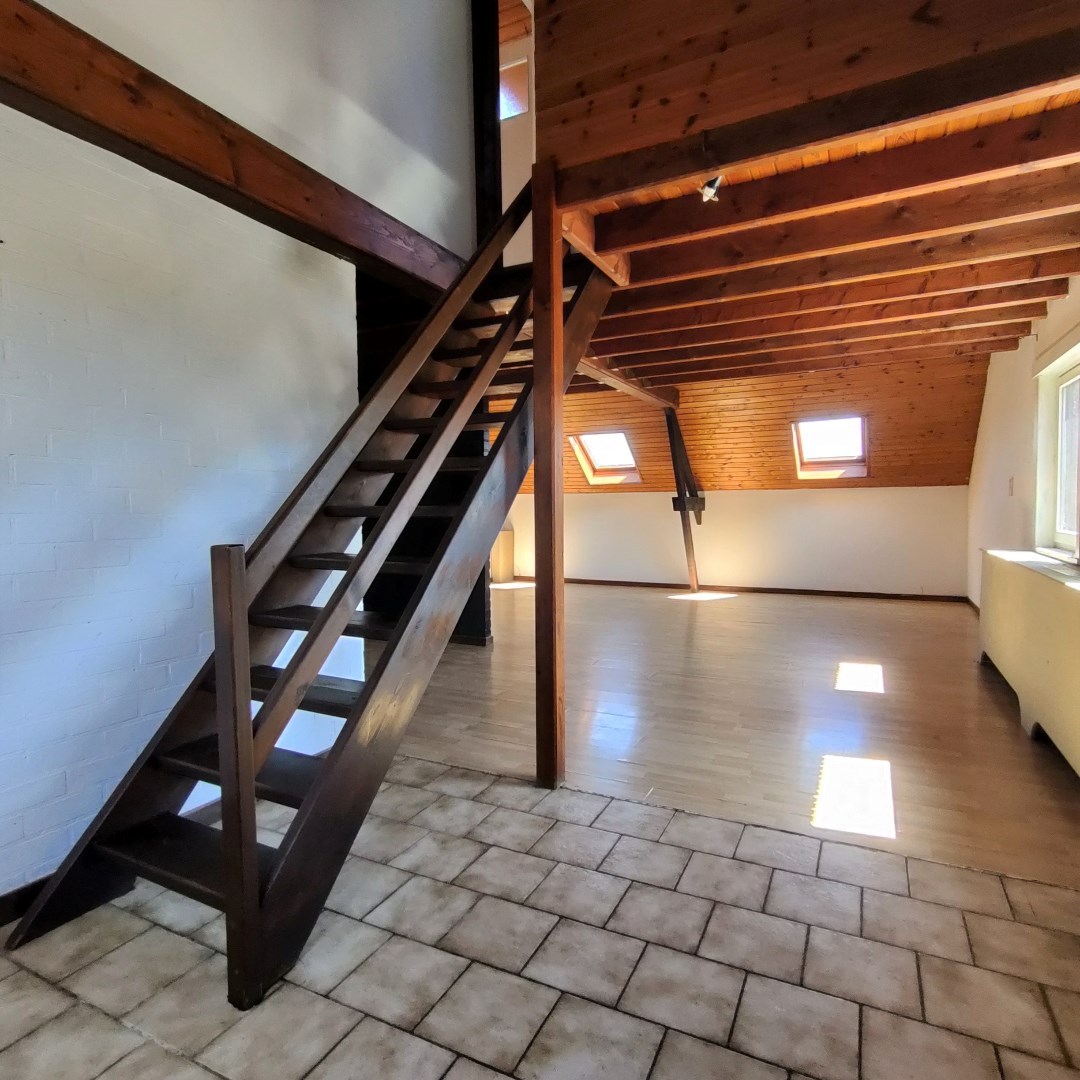 Recent opgefrist appartement met 2 slaapkamers te Geel 