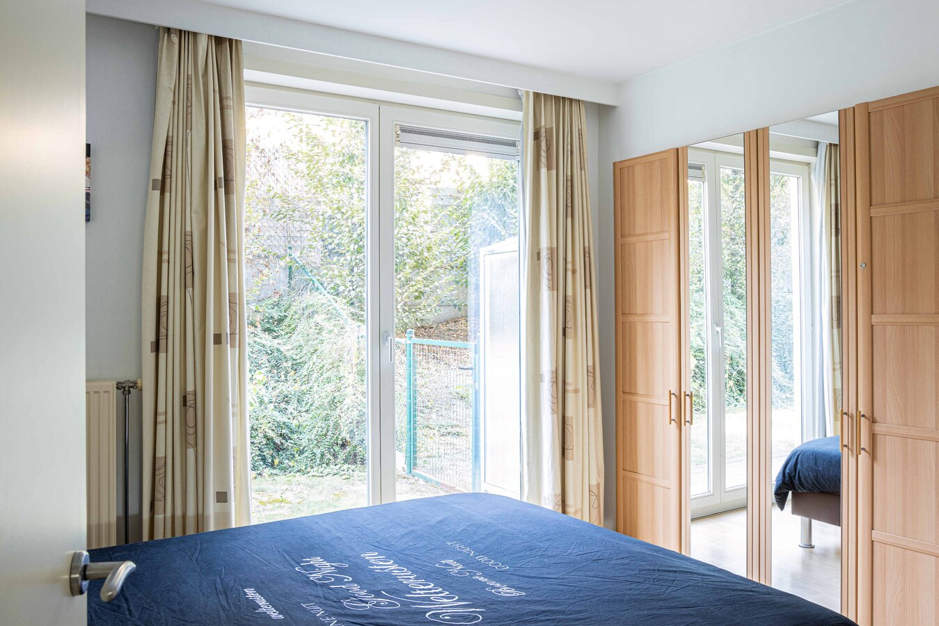 Ruim appartement met 3 slaapkamers en 2 badkamers en hoekterras 