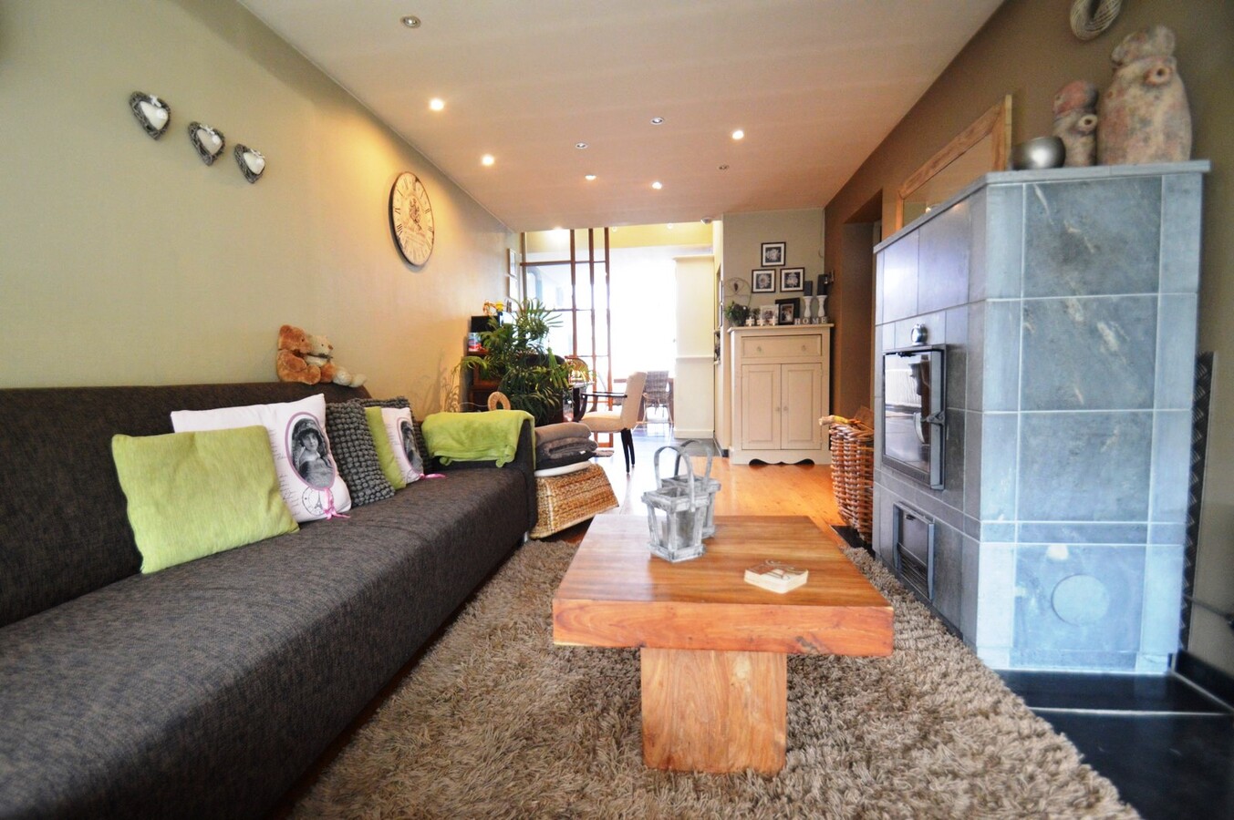 Mooie woning met hangar en ingericht appartement - Duinbergen 