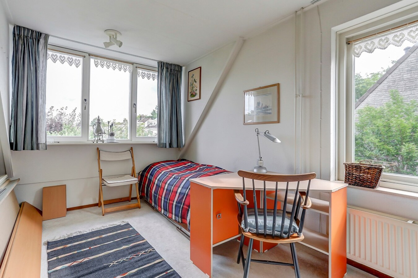 Vrijstaande semi-bungalow 