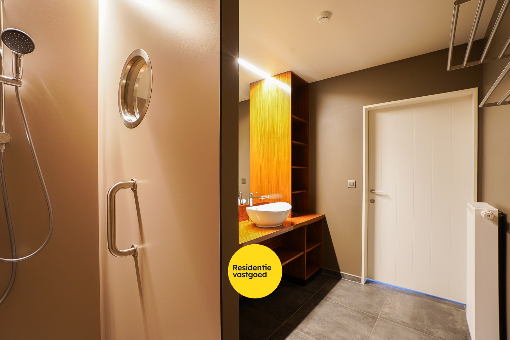 Open bebouwing te koop met uniek potentieel! 