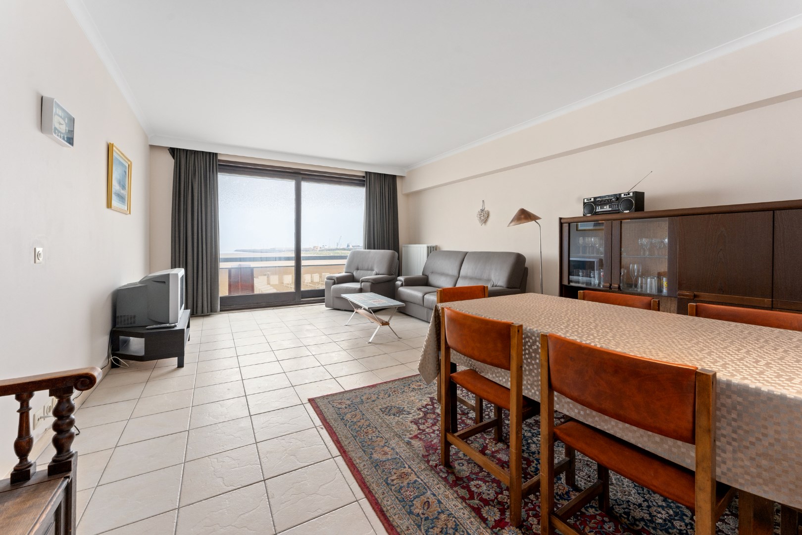 Appartement spacieux avec 3 chambres sur le Zeedijk 