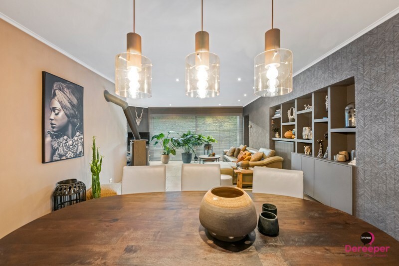 Commercieel sterk handelspand met woonst en opslag op topligging – alles op één perceel van 817m² 