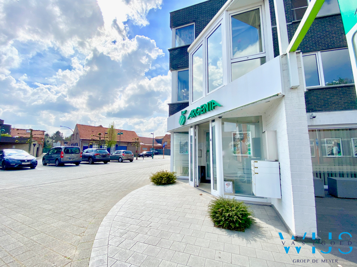 Zeer goed gelegen kantoor te CENTRUM ERTVELDE ! 