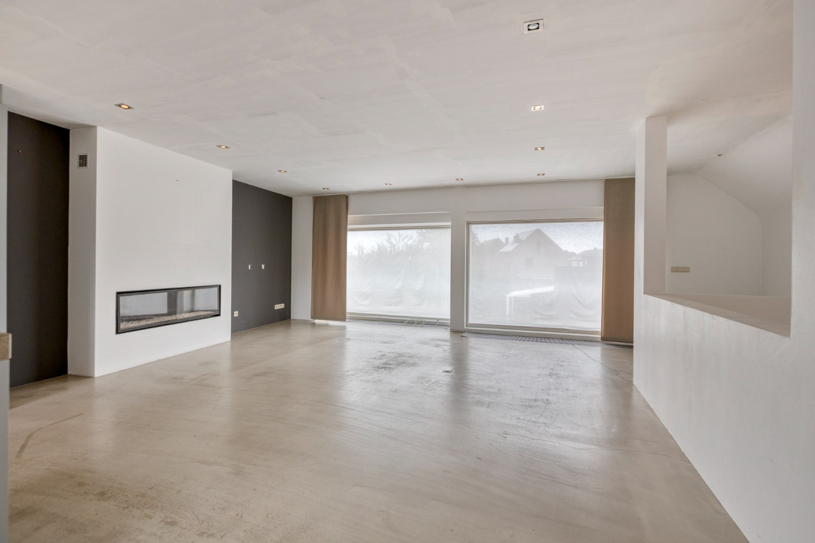 Unieke woning met 3 slpk. op een ruim perceel in Geel-centrum 