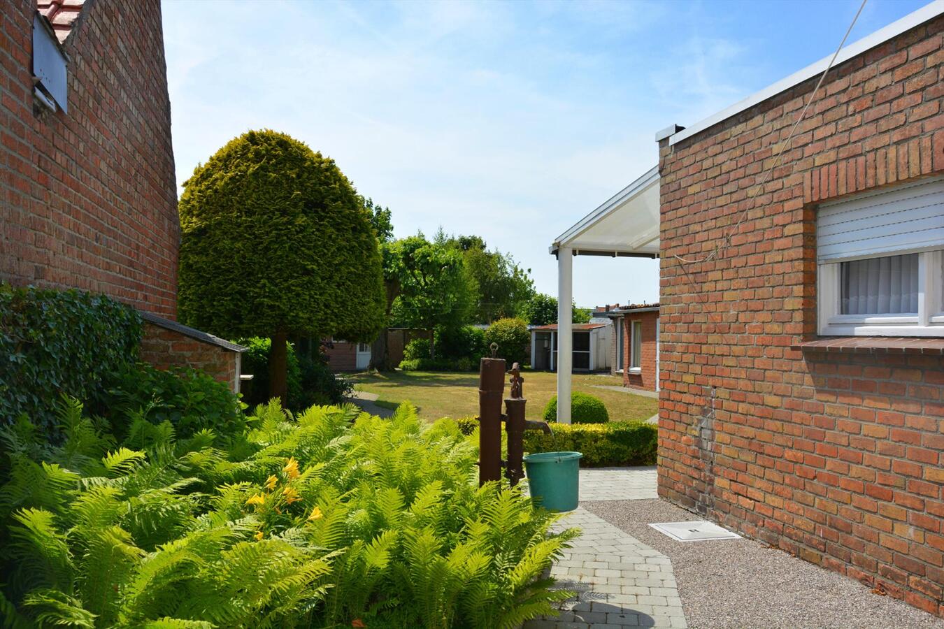 Ruime woning met veel potentieel 