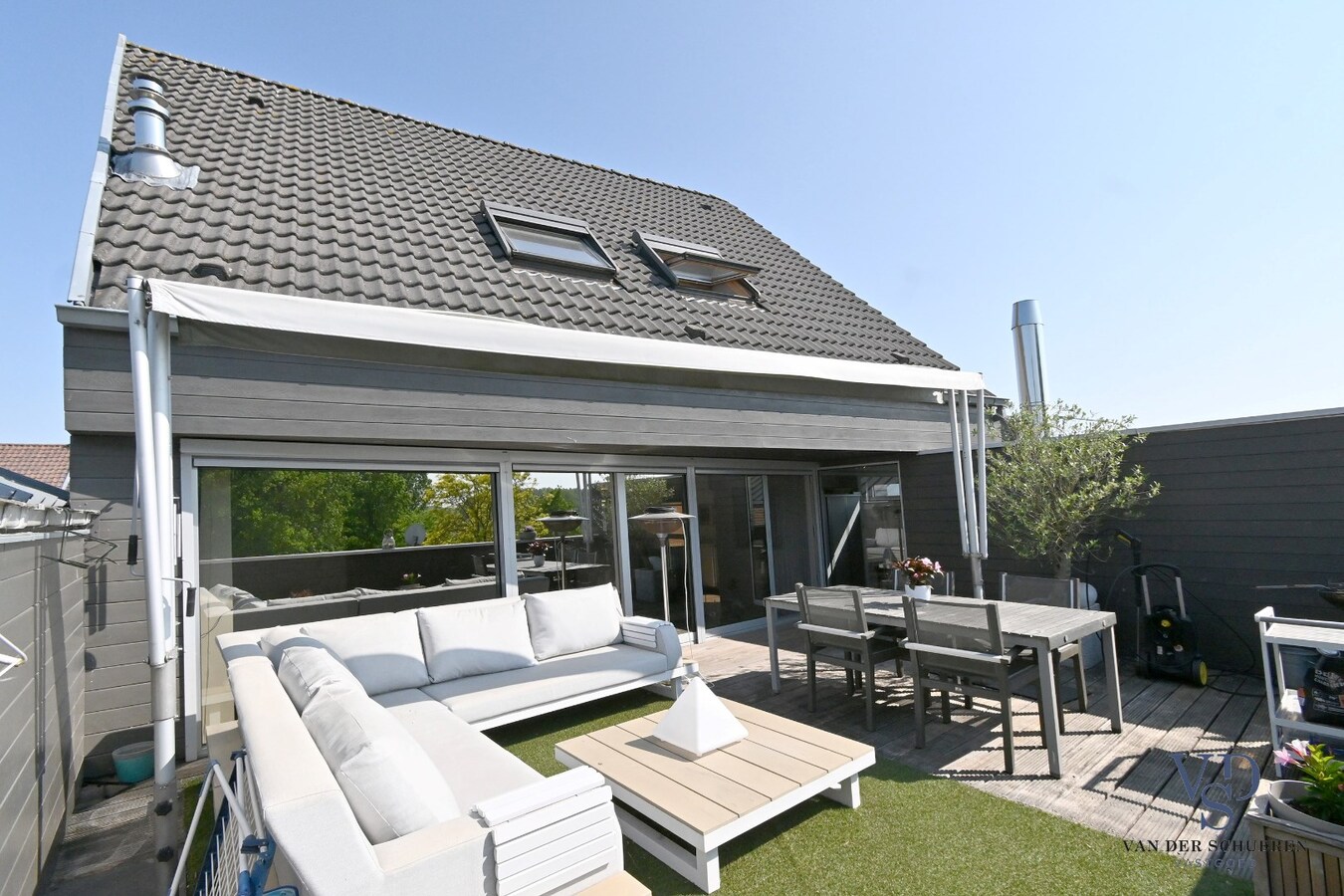 Wonen en werken op commerciële topligging. 