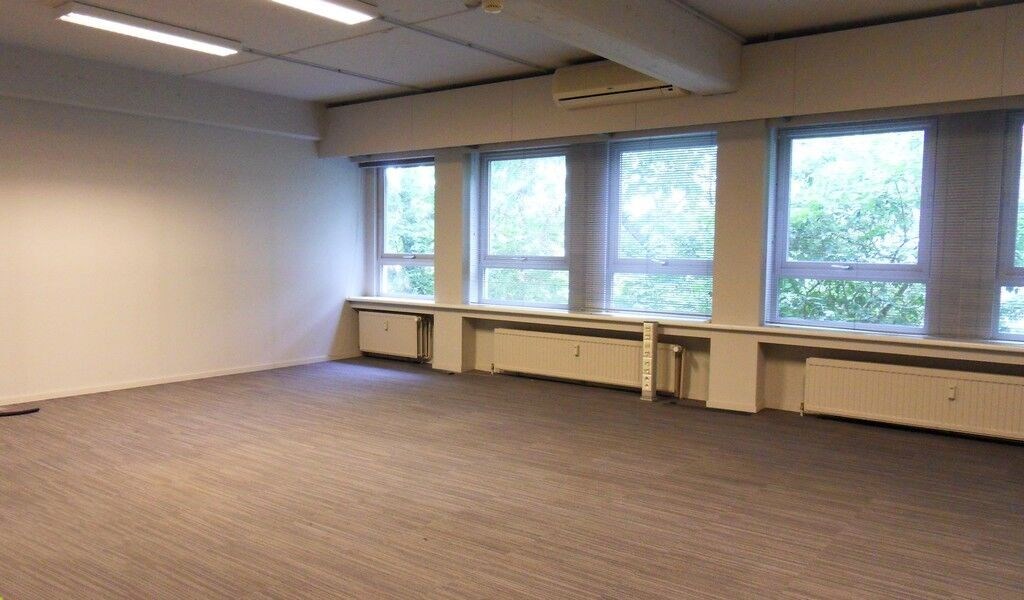 Kantoren te huur op wandelafstand van St-Pietersstation Gent