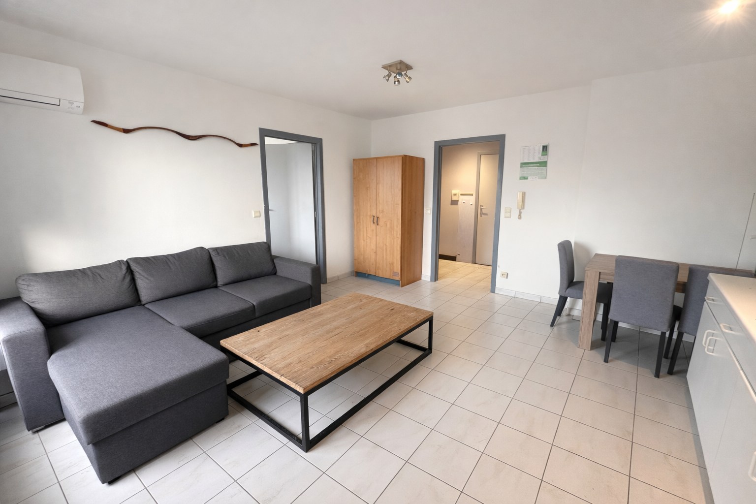 Appartement met 1 slpk en terras, Torhout. 