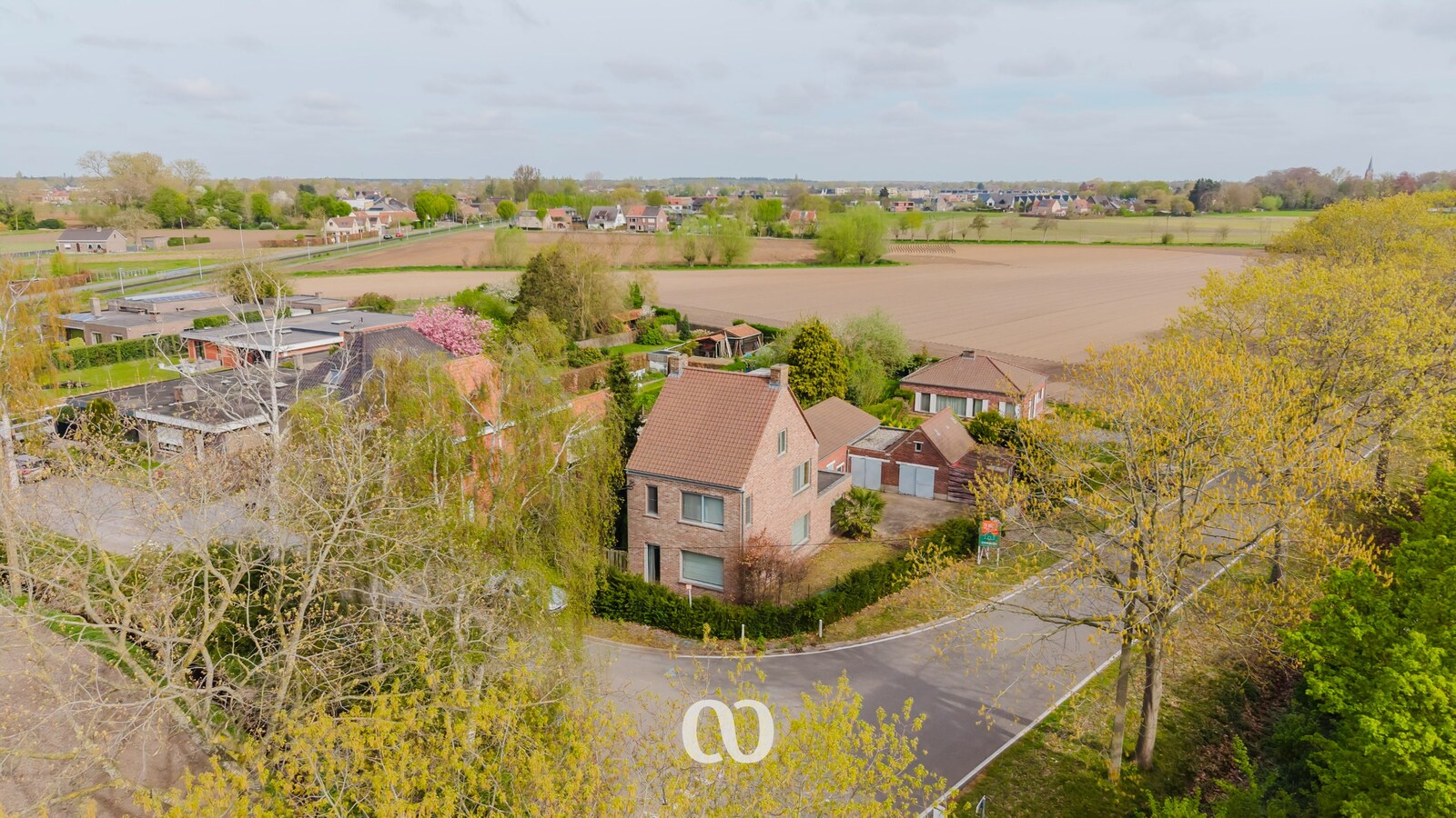 Te renoveren woning met uitstekende verbinding nabij Gent 