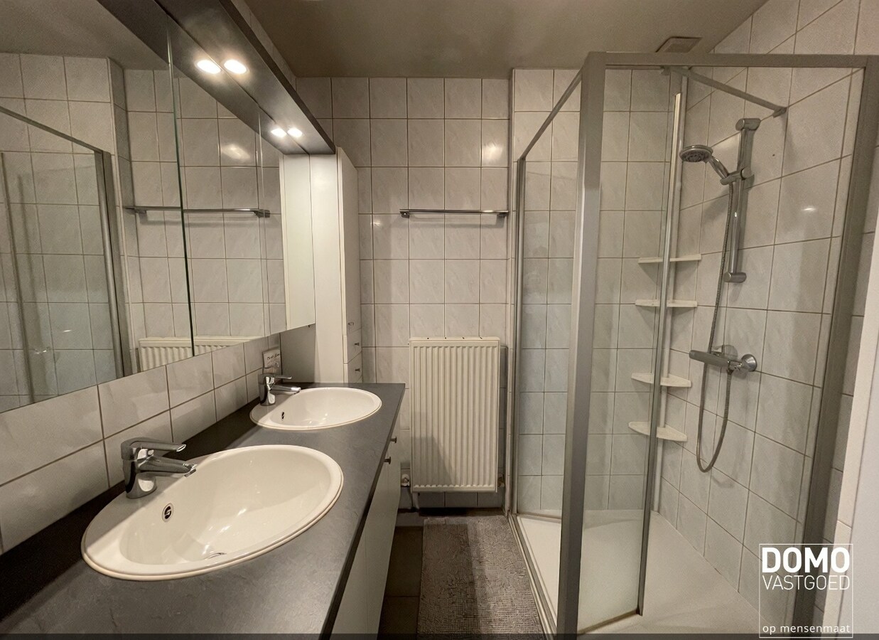 GEZELLIG APPARTEMENT, CENTRAAL GELEGEN IN KURINGEN 