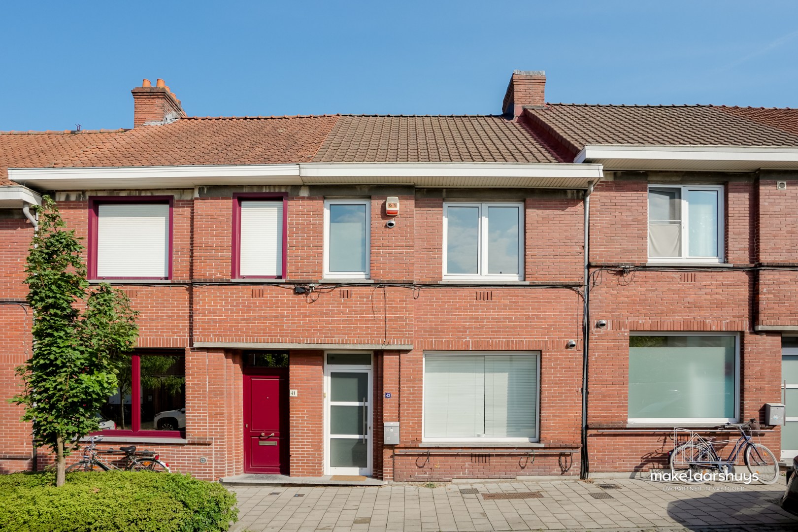Instapklare woninig nabij het UZ met 3 kamers en tuin 