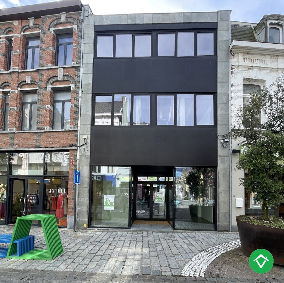 Verhuurd commerciële winkel - Roeselare