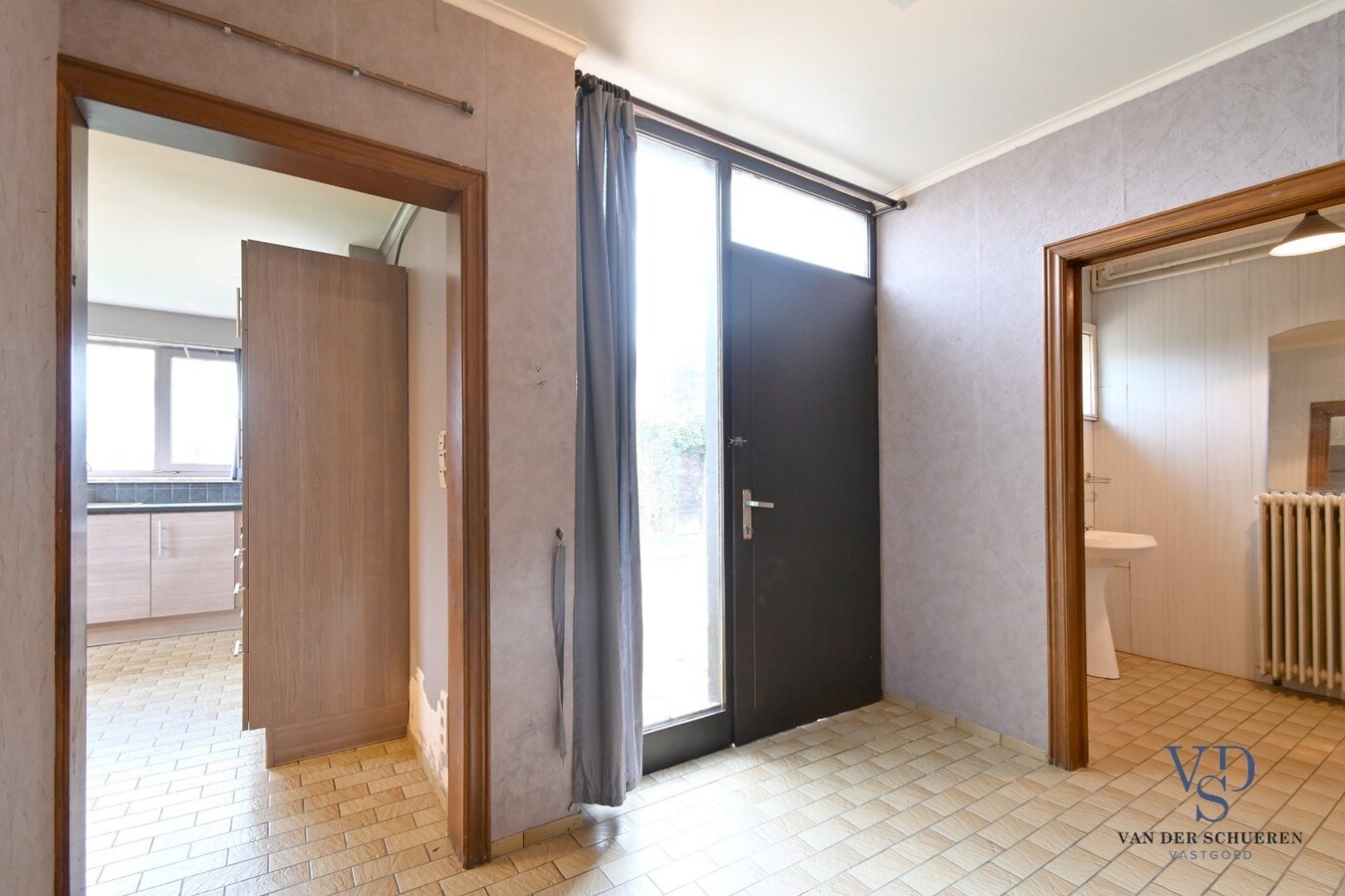 Eigendom met mogelijkheden op  meer dan 1500 m² 