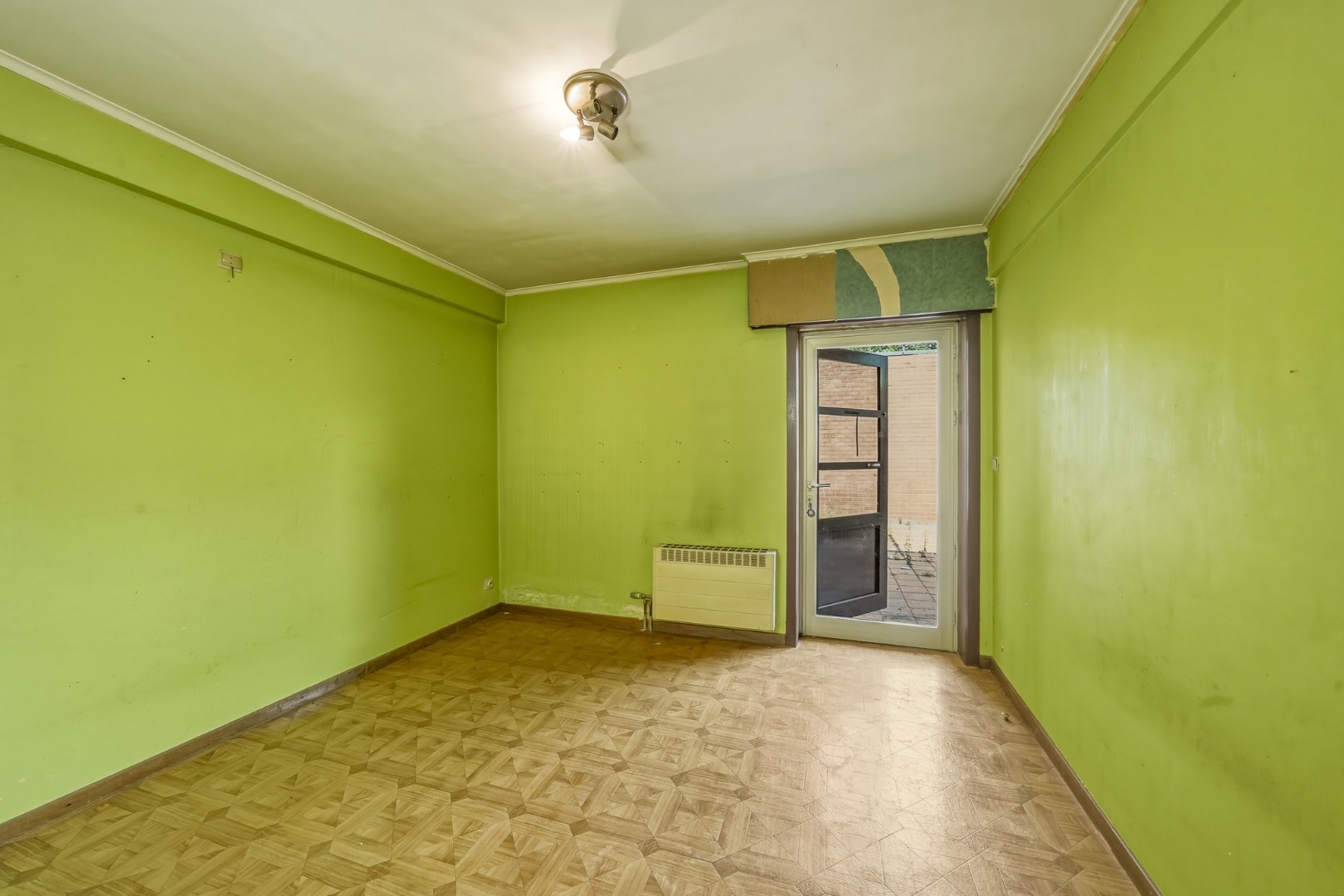 Interessant opbrengsteigendom met 3 appartementen in Oudenburg 