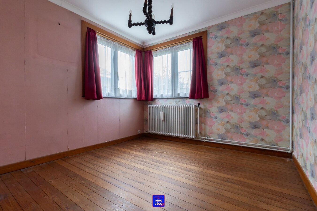 3 façades avec garage, jardin, excellent potentiel, secteur "La Coquinie" ! 