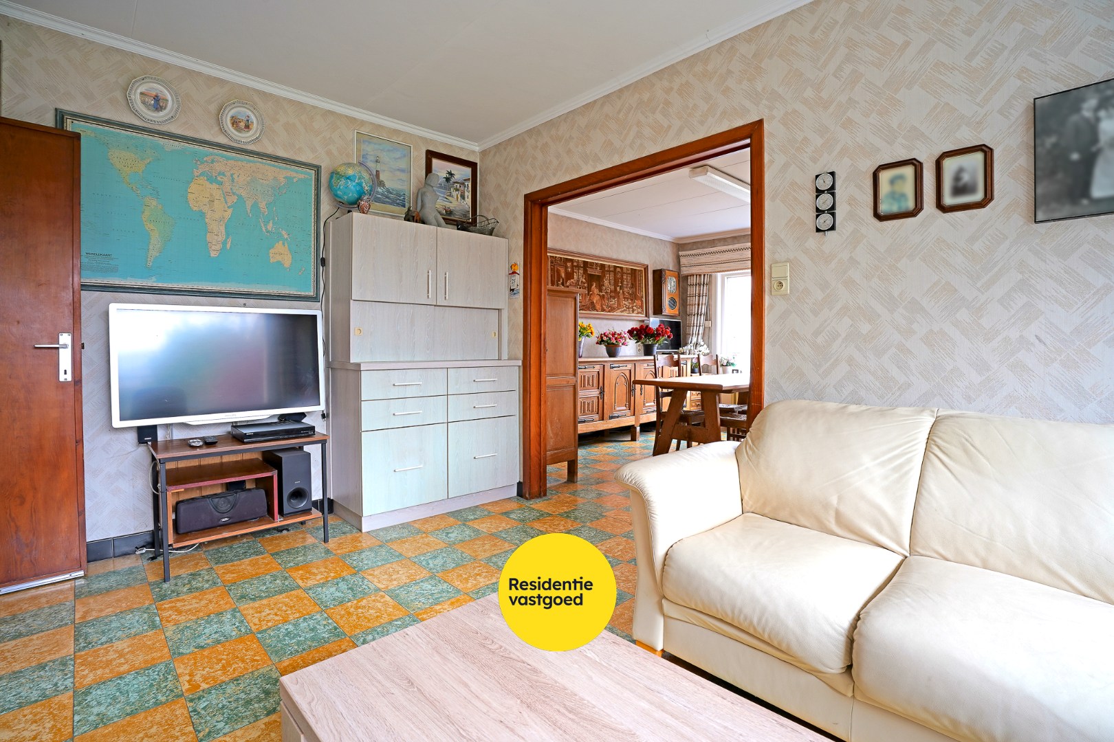 Gezellige woning met veel potentieel te Pervijze op 341m²! 