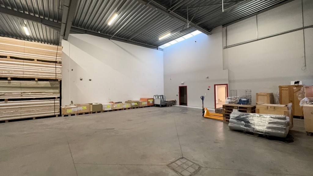 Kantoren met magazijn te huur in MB Office Park II aan The Loop in Gent
