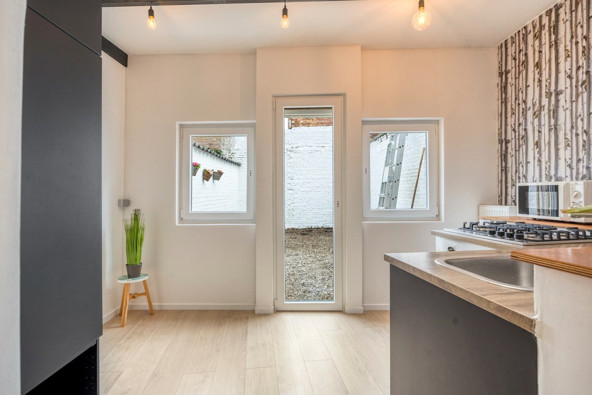 Woning met 2 ruime slaapkamers, 2 badkamers en buitenruimte in Kessel-Lo! – EPC 293 kWh/m² - bewoonbare opp. 100 m² 