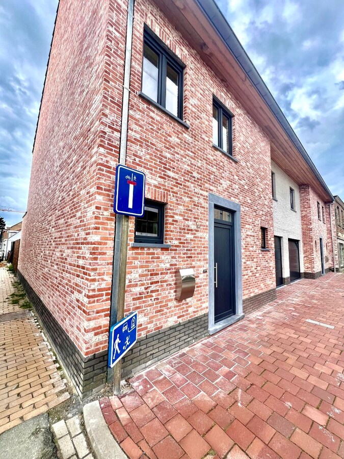 prachtige nieuwbouwwoning te Adinkerke 
