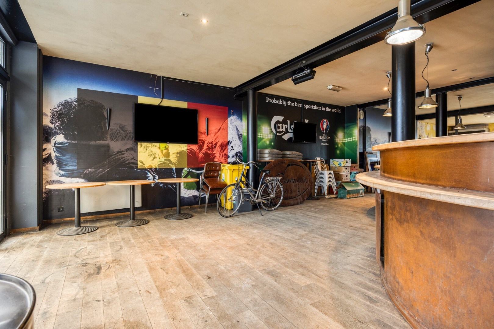 Handelsruimte/kantoor van 145 m2 in centrum Olmen! 