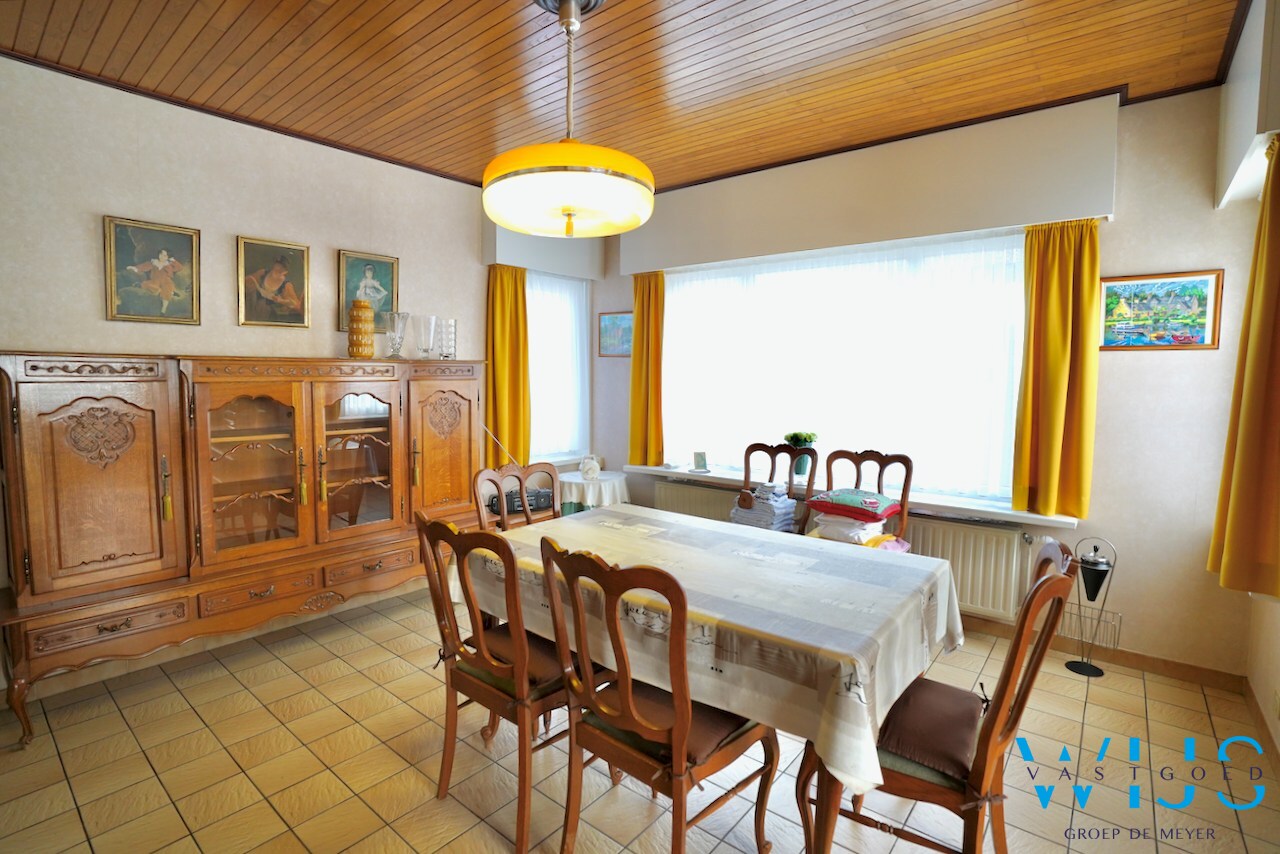 Te renoveren halfopen bebouwing op mooie ligging in Assenede ! 