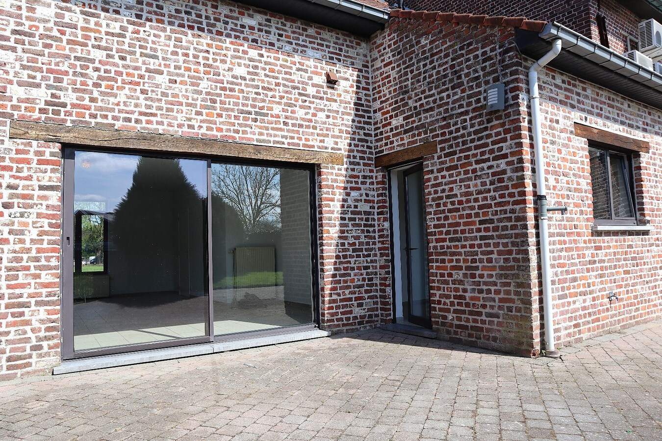 Rijwoning met 4 slaapkamers en tuin te Bierbeek 