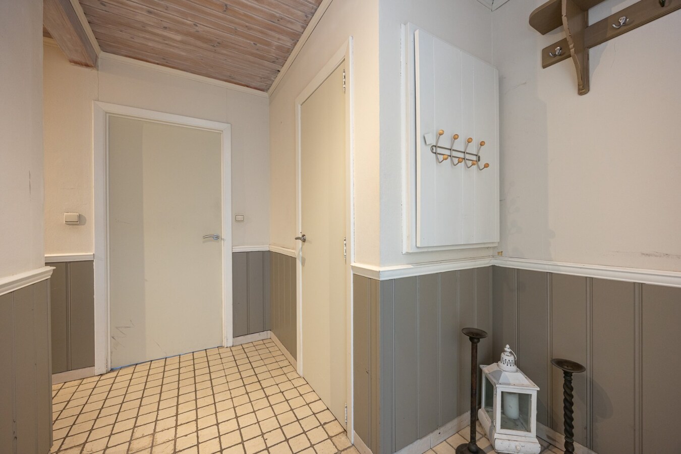 Op te frissen open bebouwing in het centrum van Sint-Antonius 