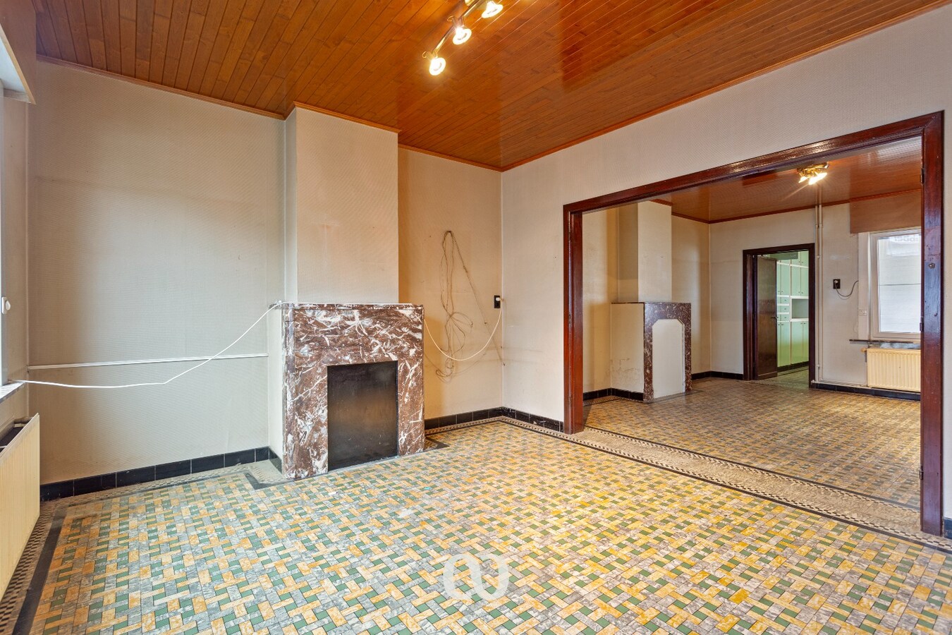 Te renoveren gezinswoning met mooie tuin in Oudenaarde 