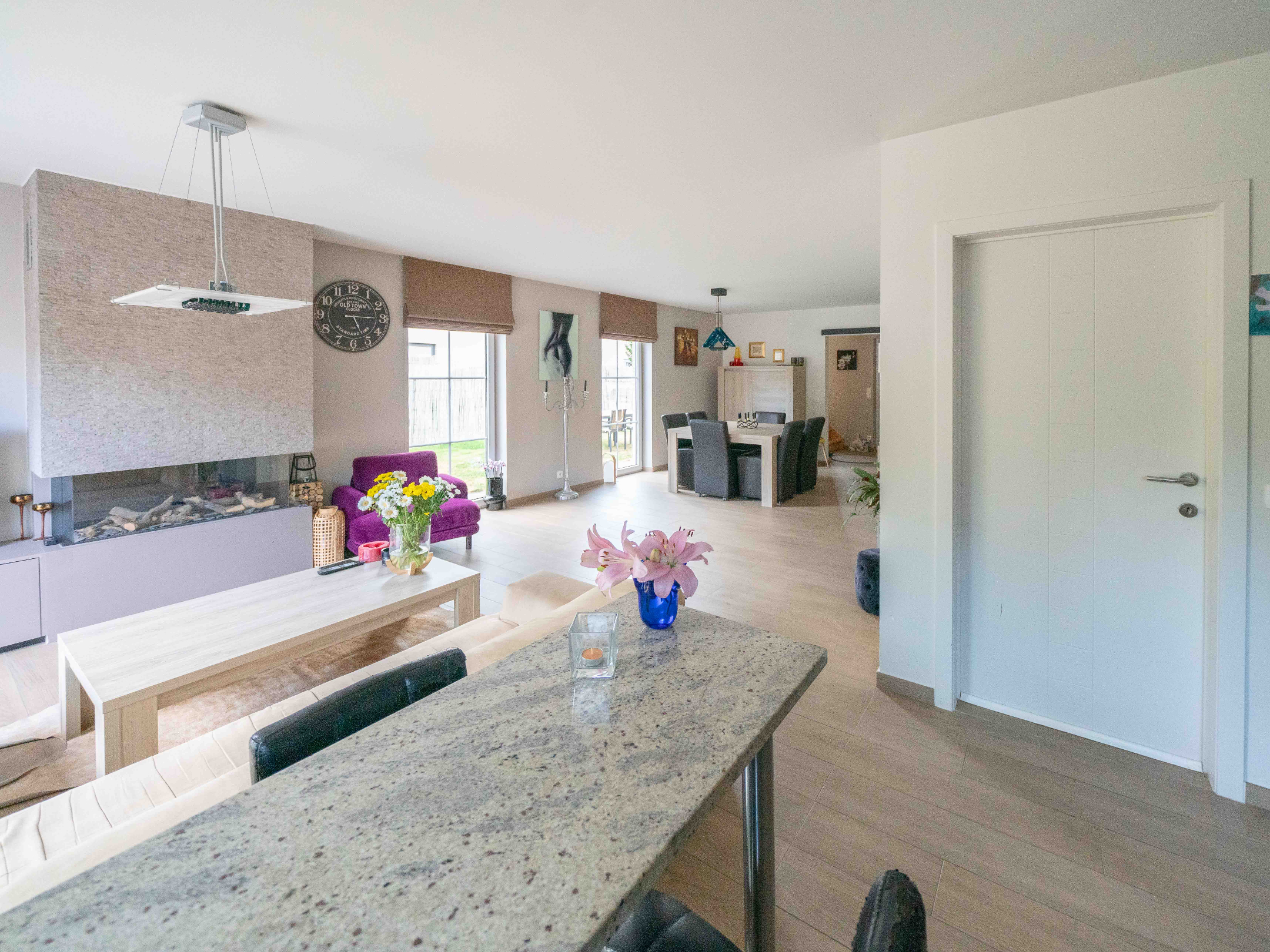 Recente villa (2013) met 4 kamers op een toplocatie! 