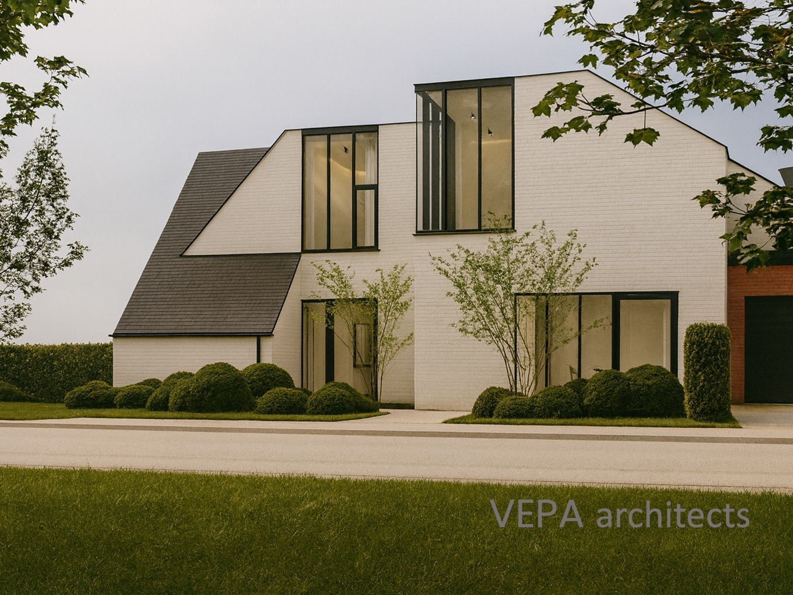 Centrale gelegen villa gelegen op een boogscheut van Knokke Centrum met ruim perceel (ideaal in combinatie met een commerciële activiteit) 