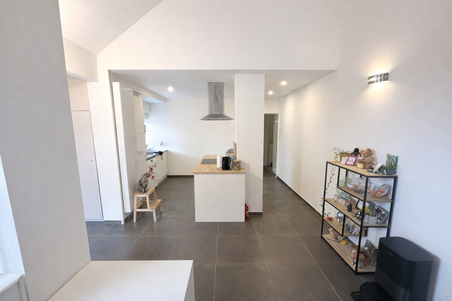 Dakappartement (120 m²!) met 2 slaapkamers, centrum Torhout 