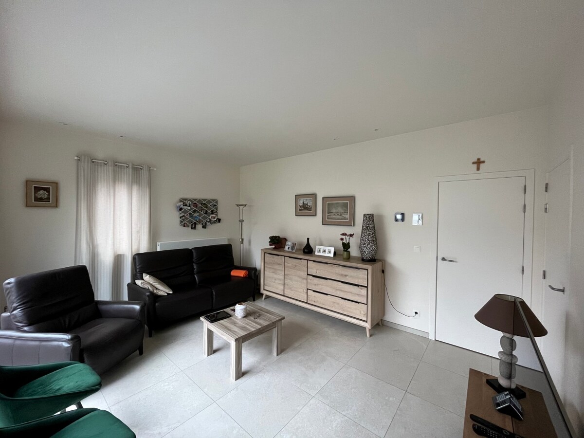 Energiezuinig, gelijkvloers 2-slpk-appartement 