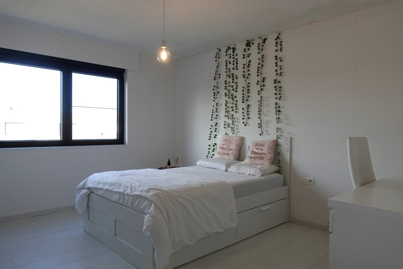 Uitzonderlijke luxe villa (2022) met prachtige tuin &amp; 5 slaapkamers op 2.162m² 