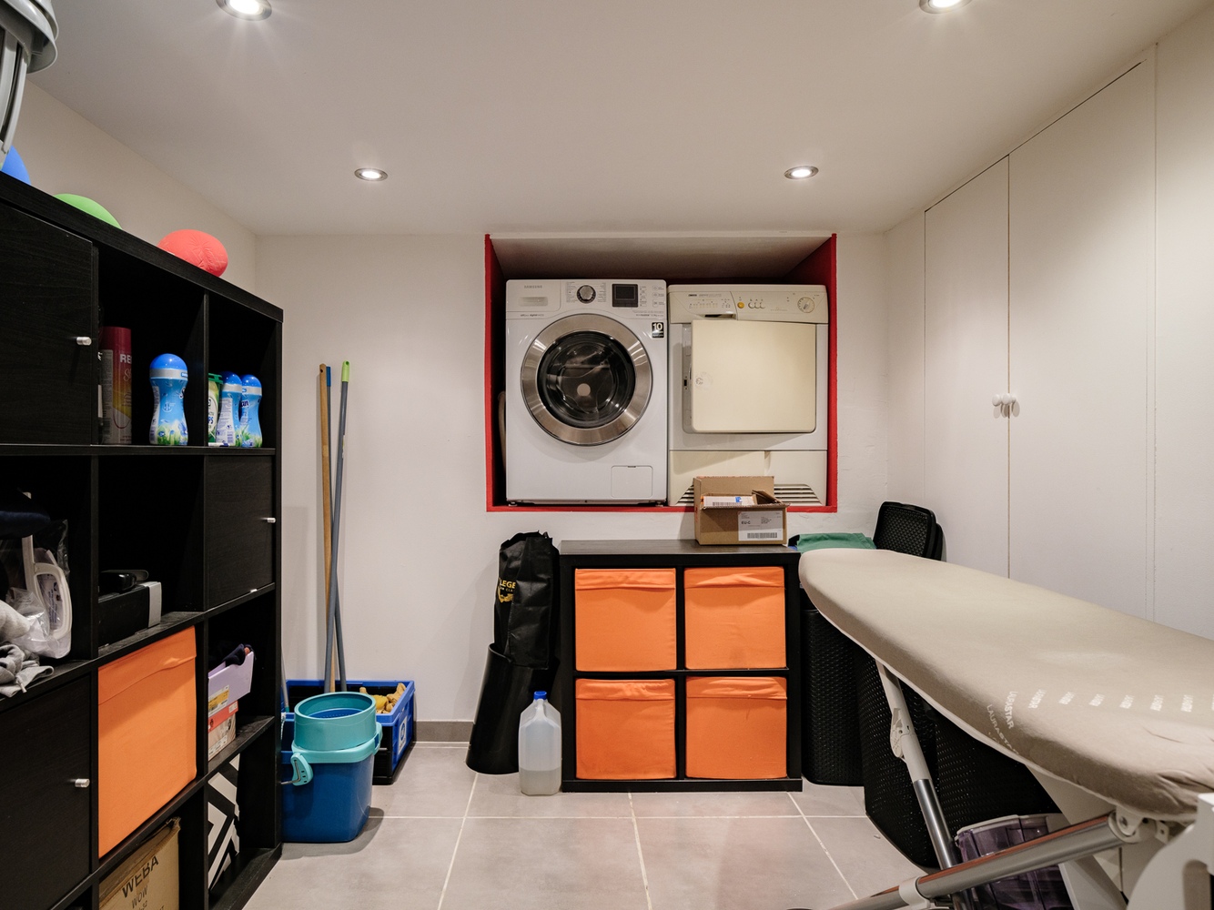 Vernieuwd herenhuis met koer 