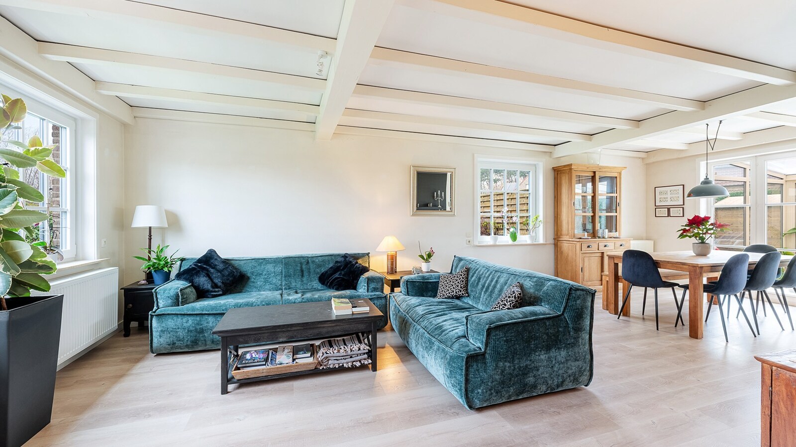 Stijlvolle open bebouwing op wandelafstand van zee te Knokke-Heist. 