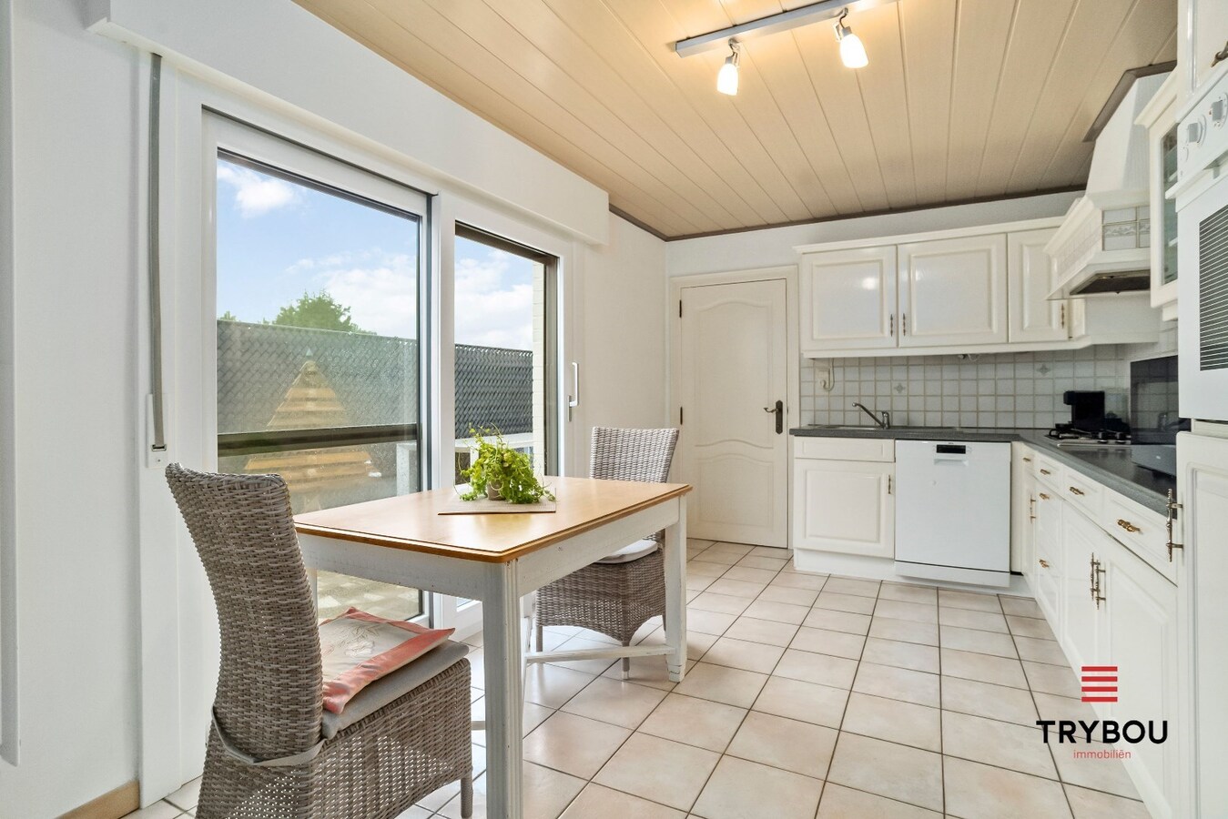 Ruime gelijkvloerswoning met 3 slaapkamers 