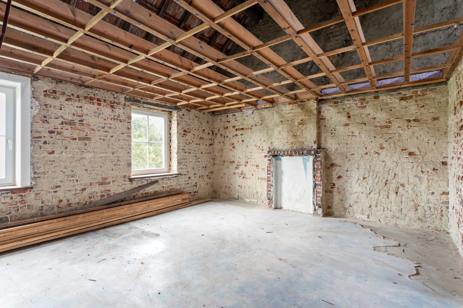 Ruime woning met veel potentieel in een groene omgeving op 39a 