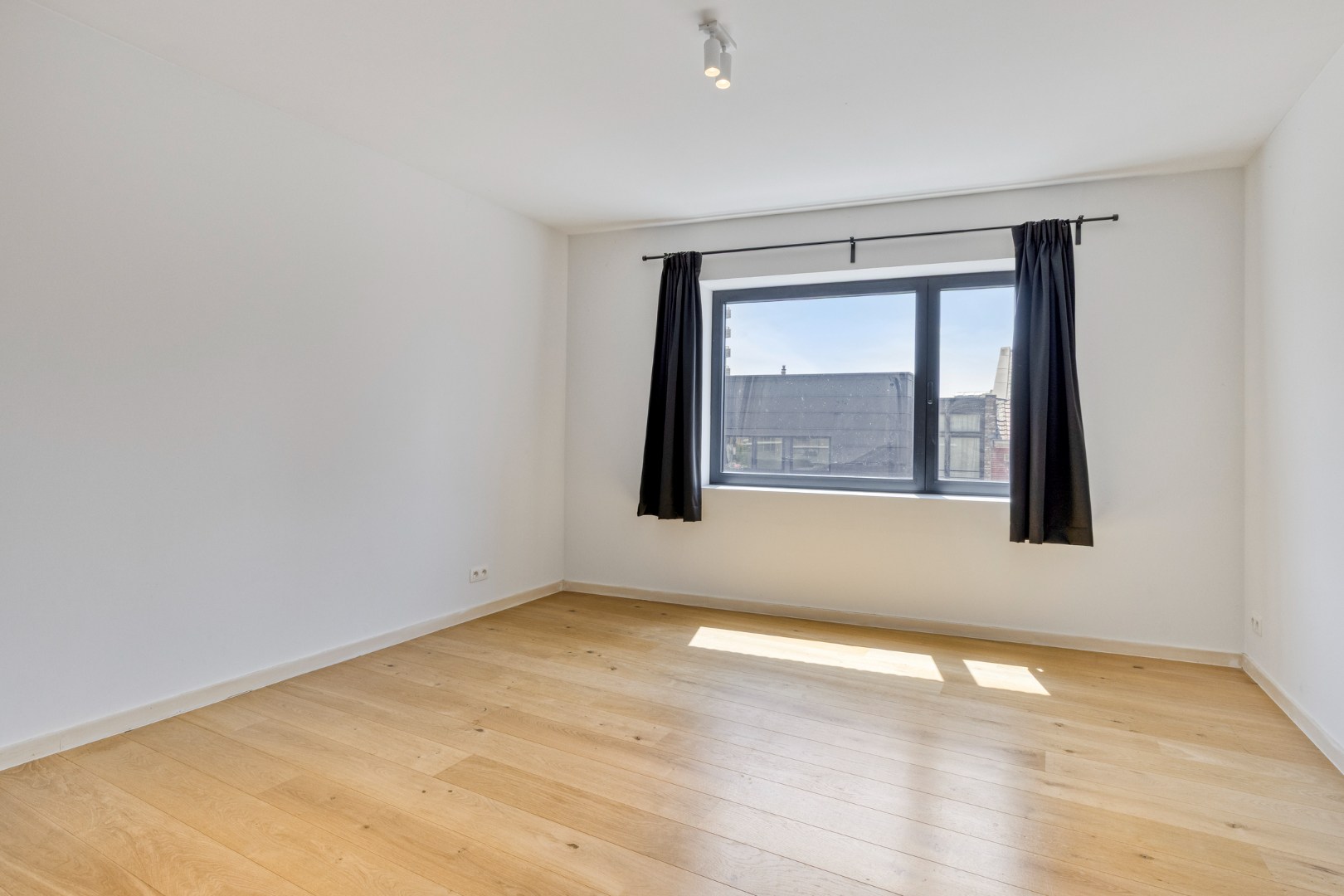 Instapklaar appartement met ruim terras en 2 slaapkamers - EPC A 