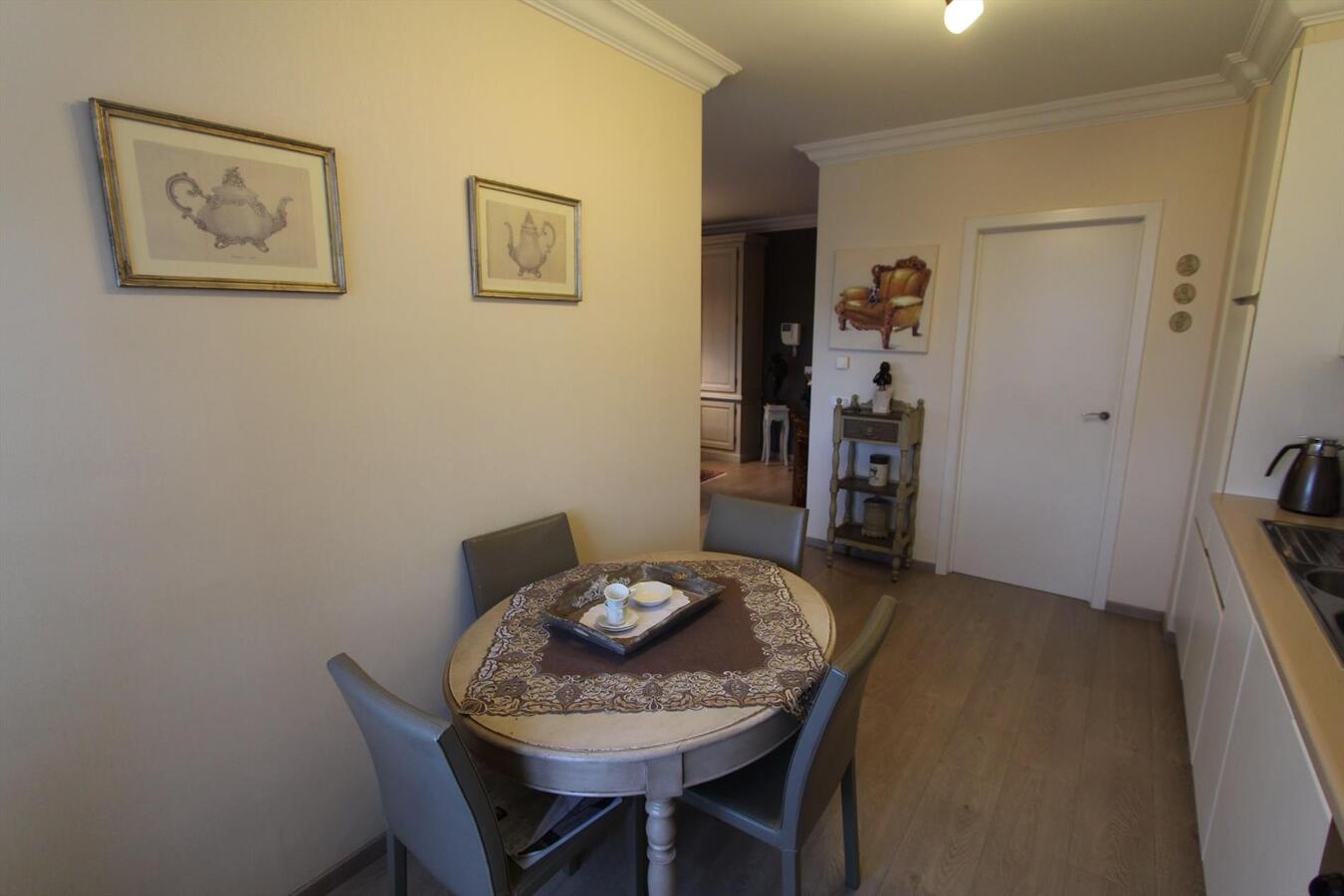 Instapklaar appartement met garage te Roeselare 