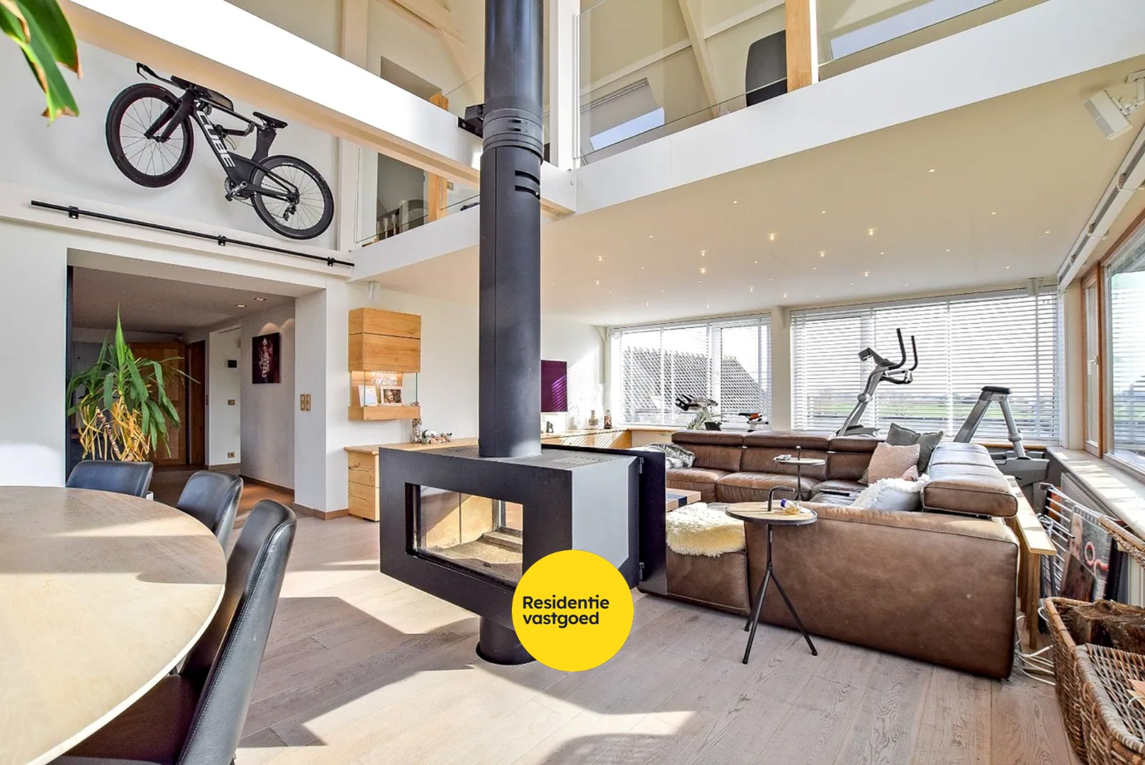 Restaurant met privéwoning en 2 B&amp;B-kamers op 4.370 m² 