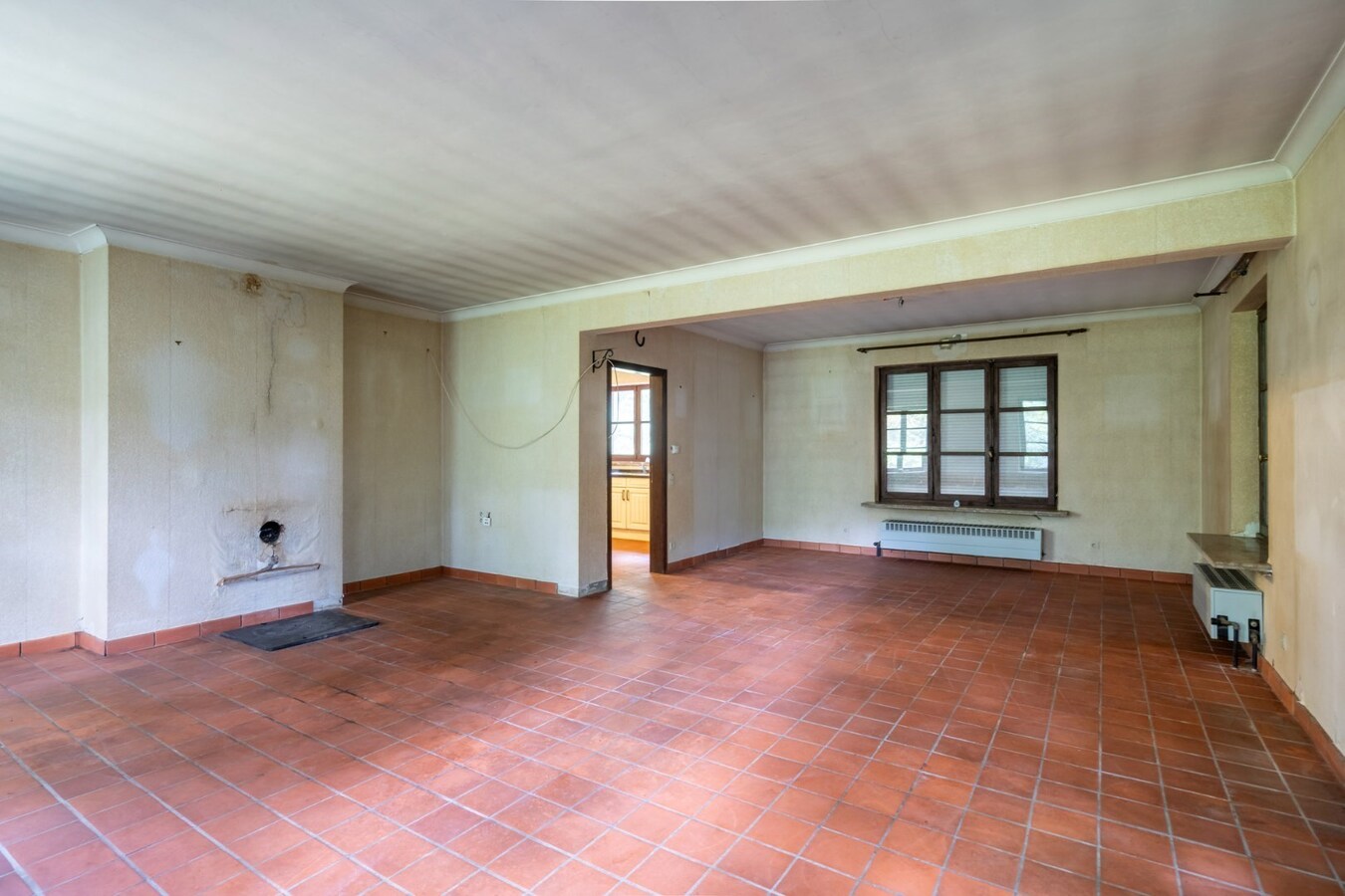 Woning op zeer rustig gelegen en ruim perceel. 