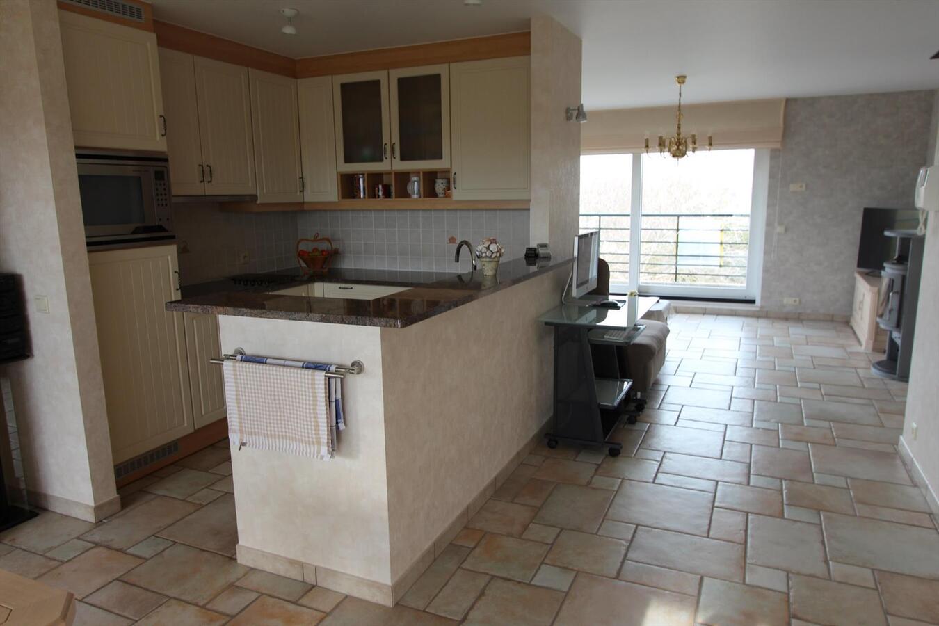 Rustig gelegen en perfect zon-georiënteerd villa-appartement met vrij zicht op beschermd duinengebied  in Middelkerke 