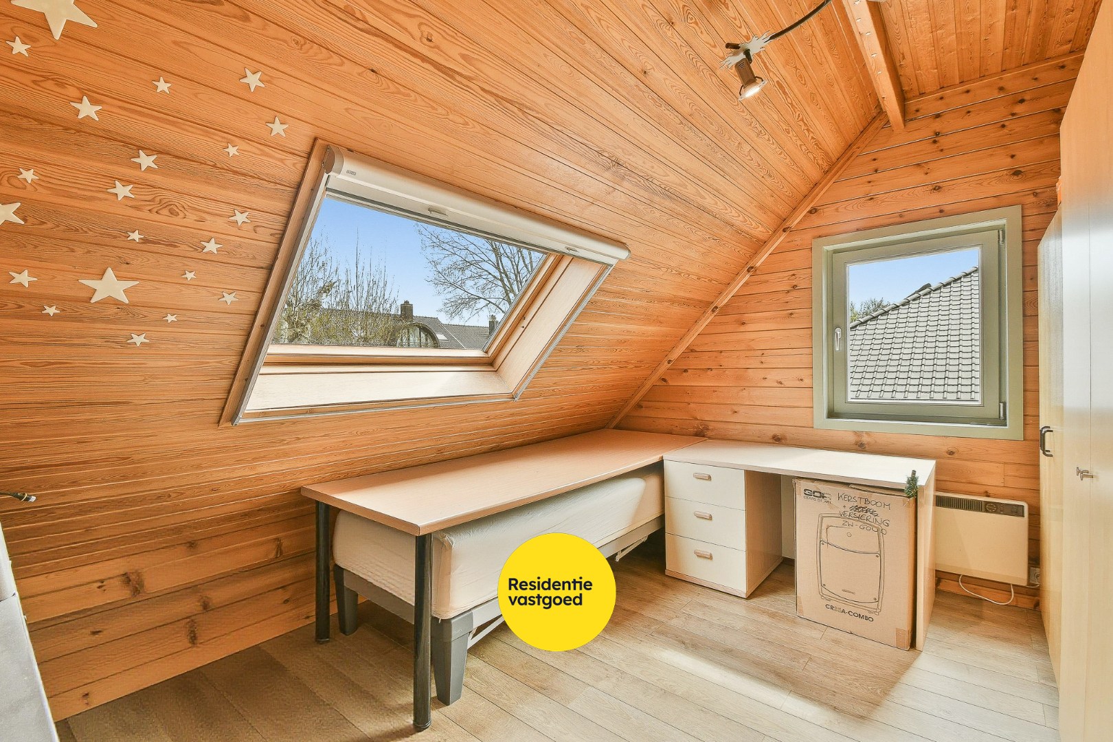 Instapklare woning met 4 slaapkamers, garage en carport 