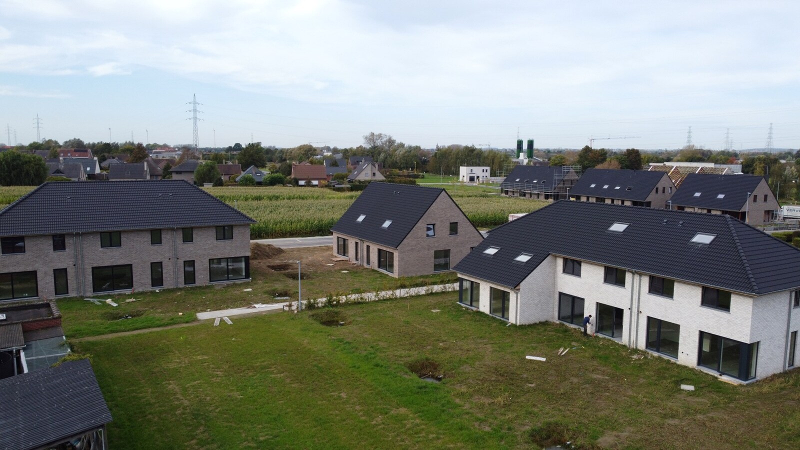 Gloednieuwe verkaveling te koop in hartje Kluisbergen 