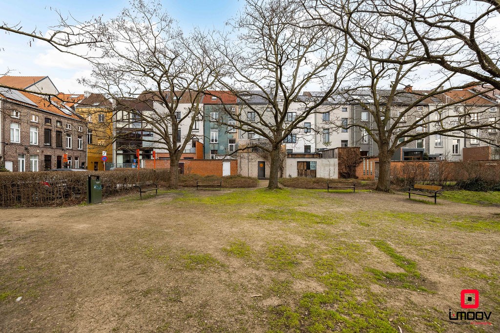 Bel-étage woning met 5 slaapkamers in Gent 